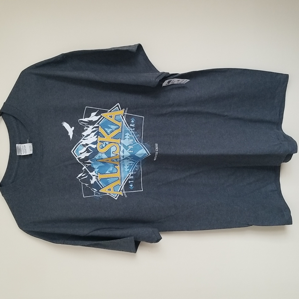 NWT Alaska T-Shirt